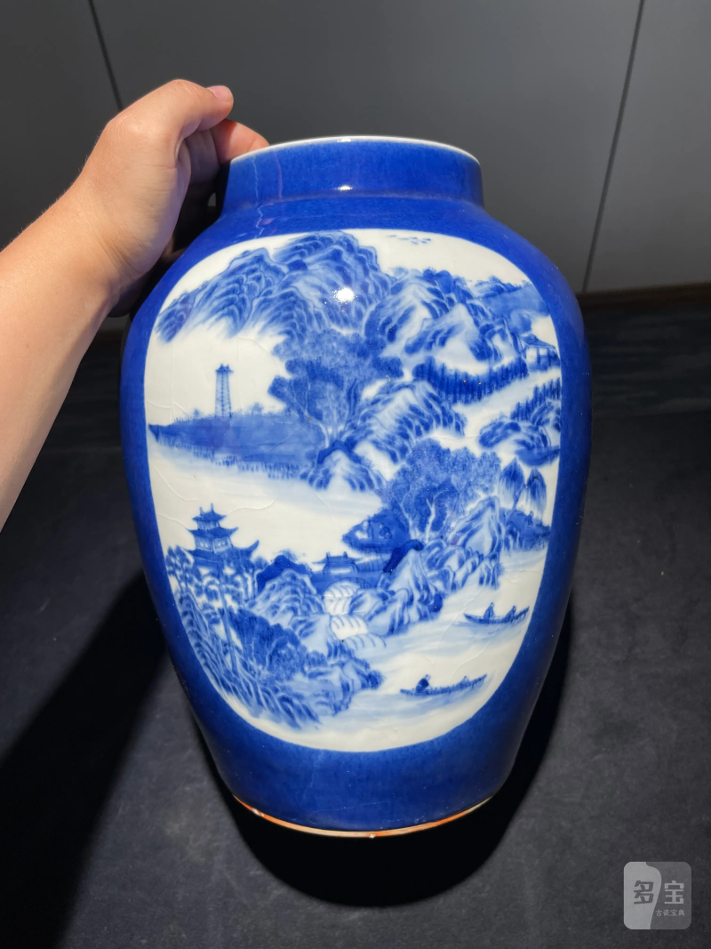 清晚期 洒蓝开光青花山水纹盖罐 - 图3